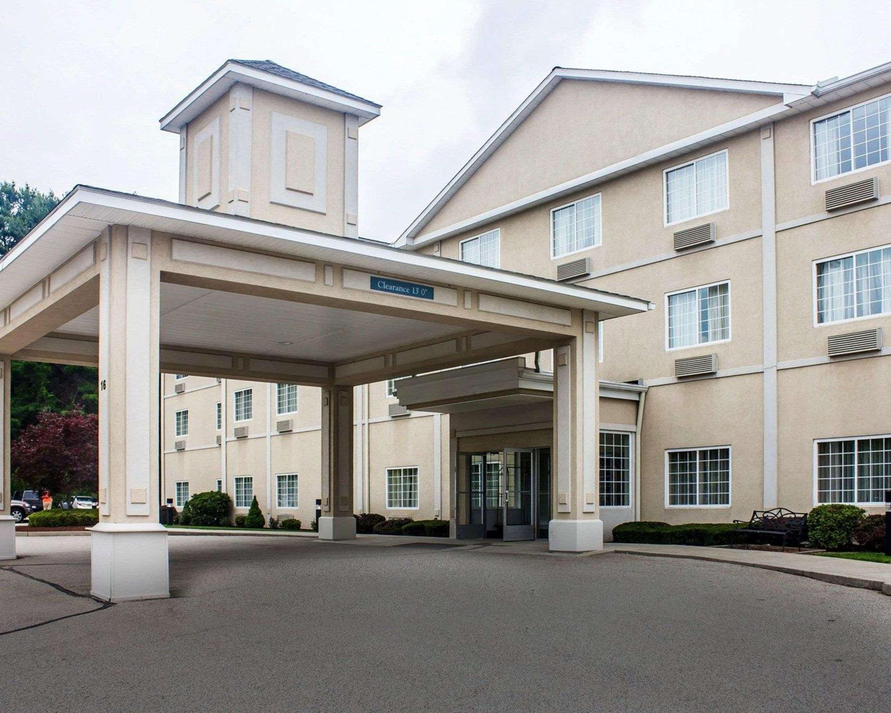 Comfort Inn & Suites Dayville Extérieur photo